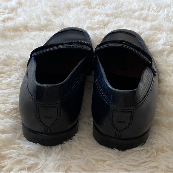 🚫SOLD🚫NWOT Louis Vuitton Leather Loafers - Picture 4 of 8